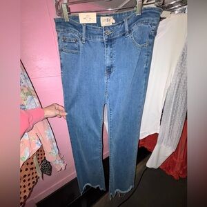 Umgee Medium Blue High-Rise cropped flare Jeans size 7 NWT